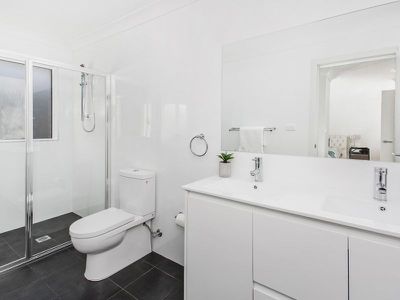 11 / 102 Kanahooka Road, Kanahooka