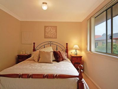 2 / 13 Eucumbene Avenue, Flinders