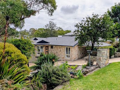 100 Matson Crescent, Miranda