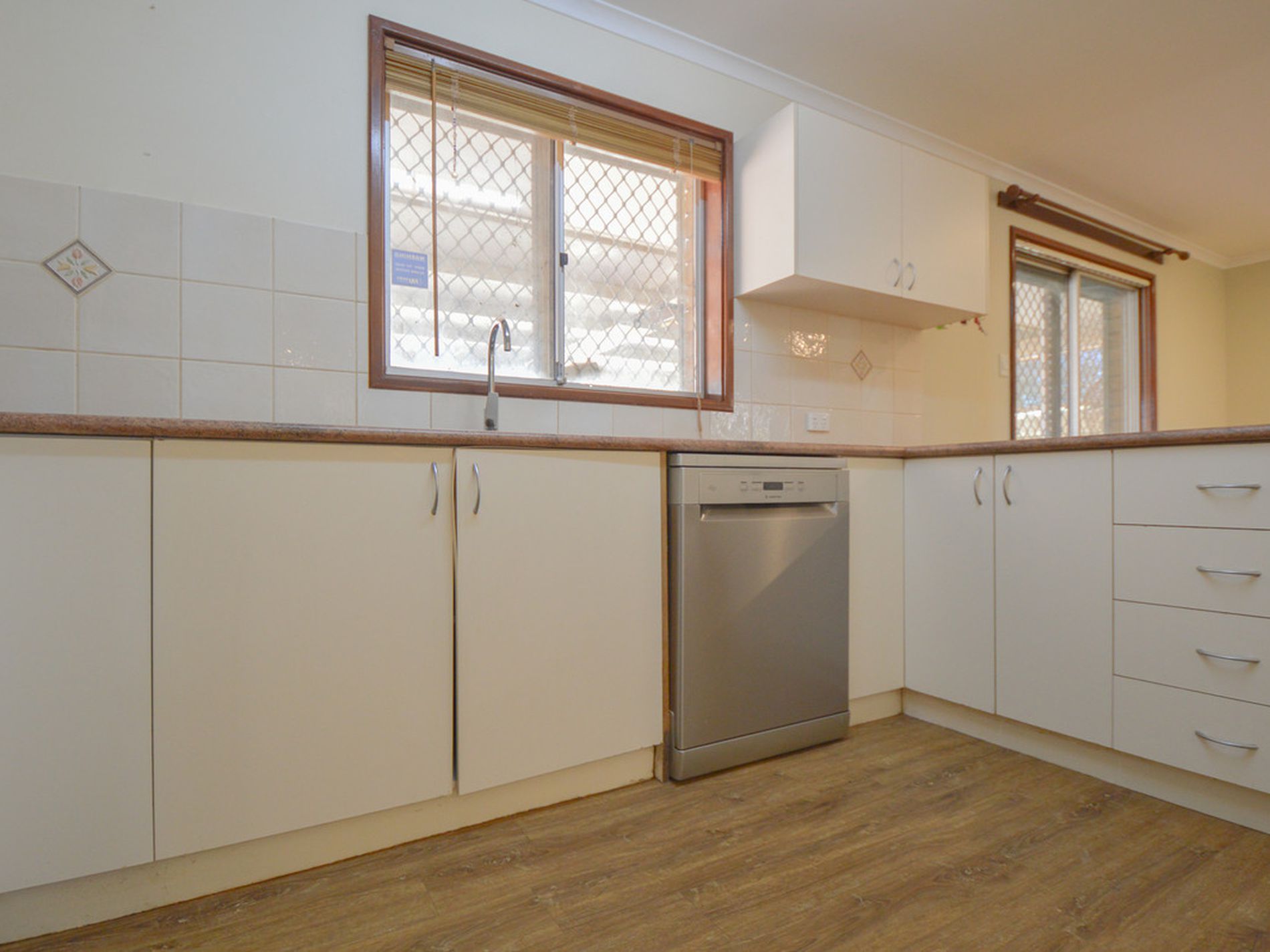 4 Yanderra Crescent, South Hedland