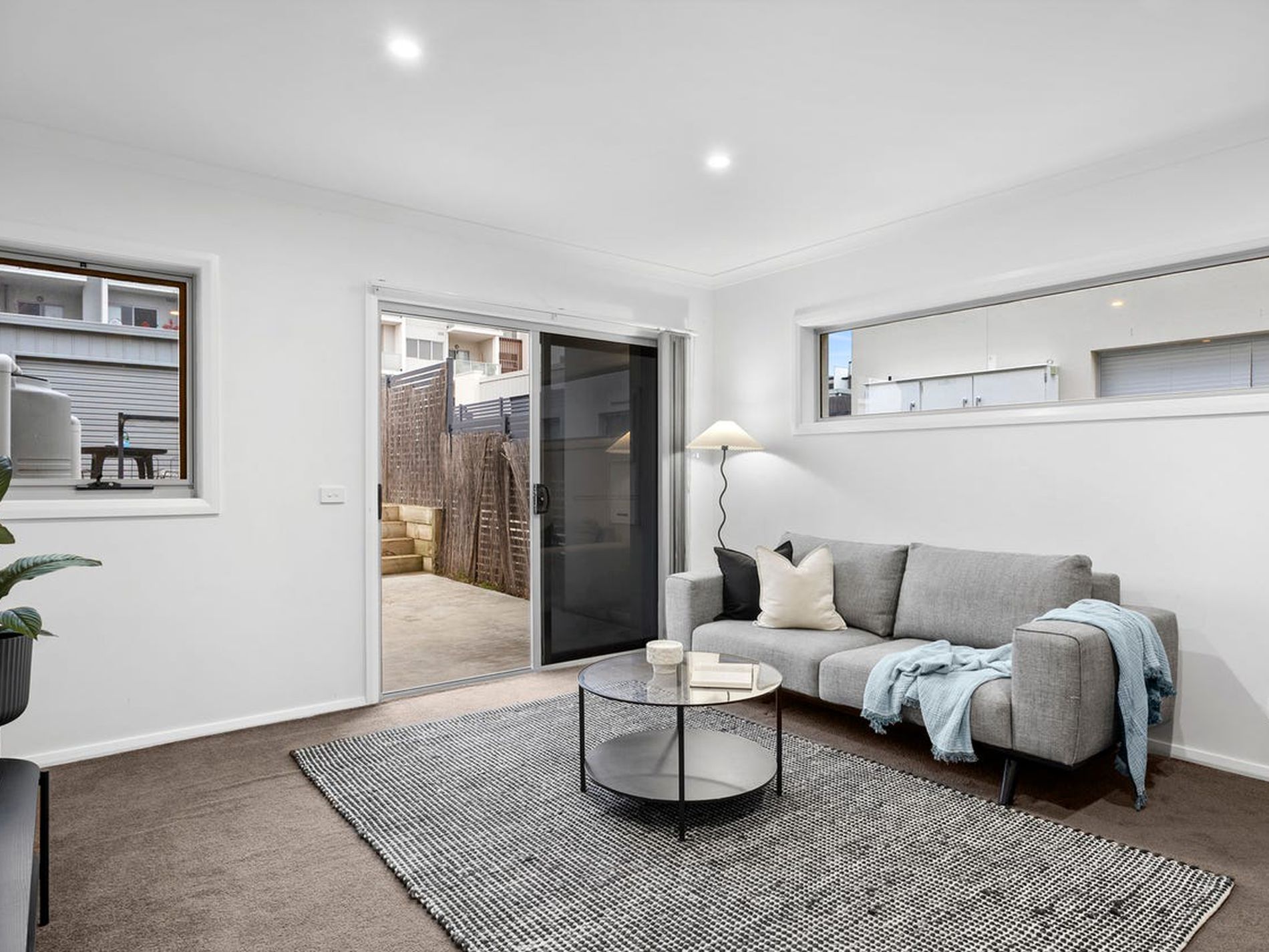 140 / 142 Mapleton Avenue, Harrison