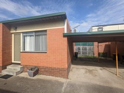 3 / 8 William Street, Newtown