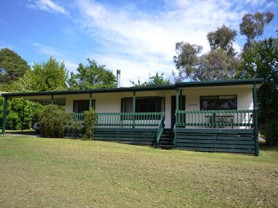 2-4 Baker Street , Tawonga South