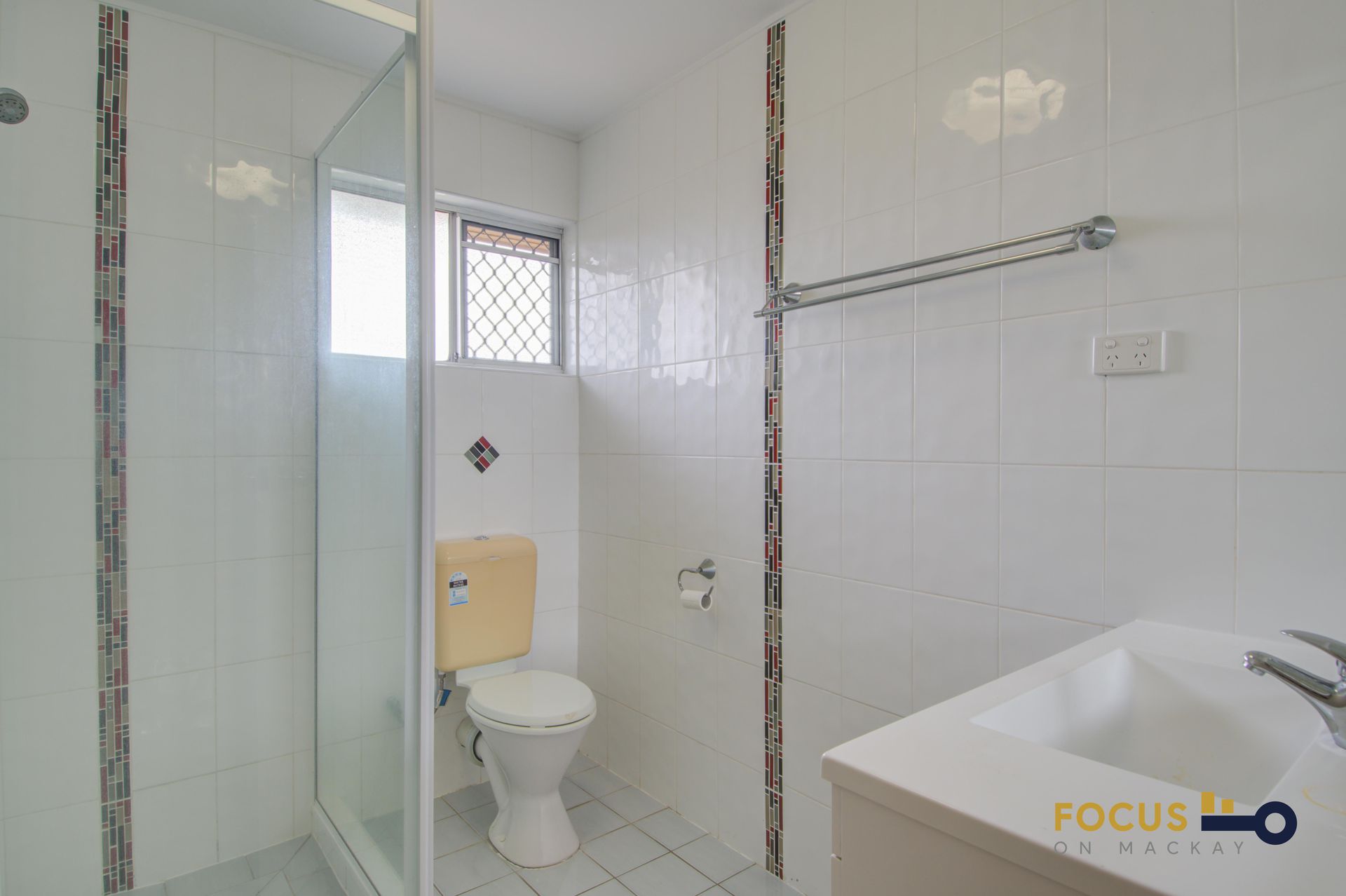 2 / 16 East Gordon Street, Mackay