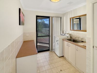 14 Orlando Avenue, Bibra Lake