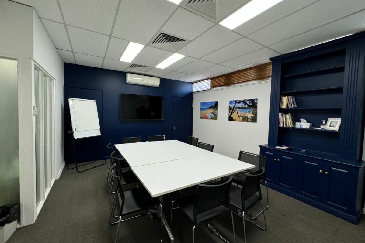 Part Suite 7 / 381 Port Hacking Road, Caringbah