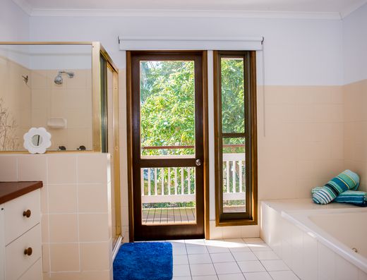 Beautifully presented Noosa Heads Home - AVAILABLE LATE JANUARY image 12