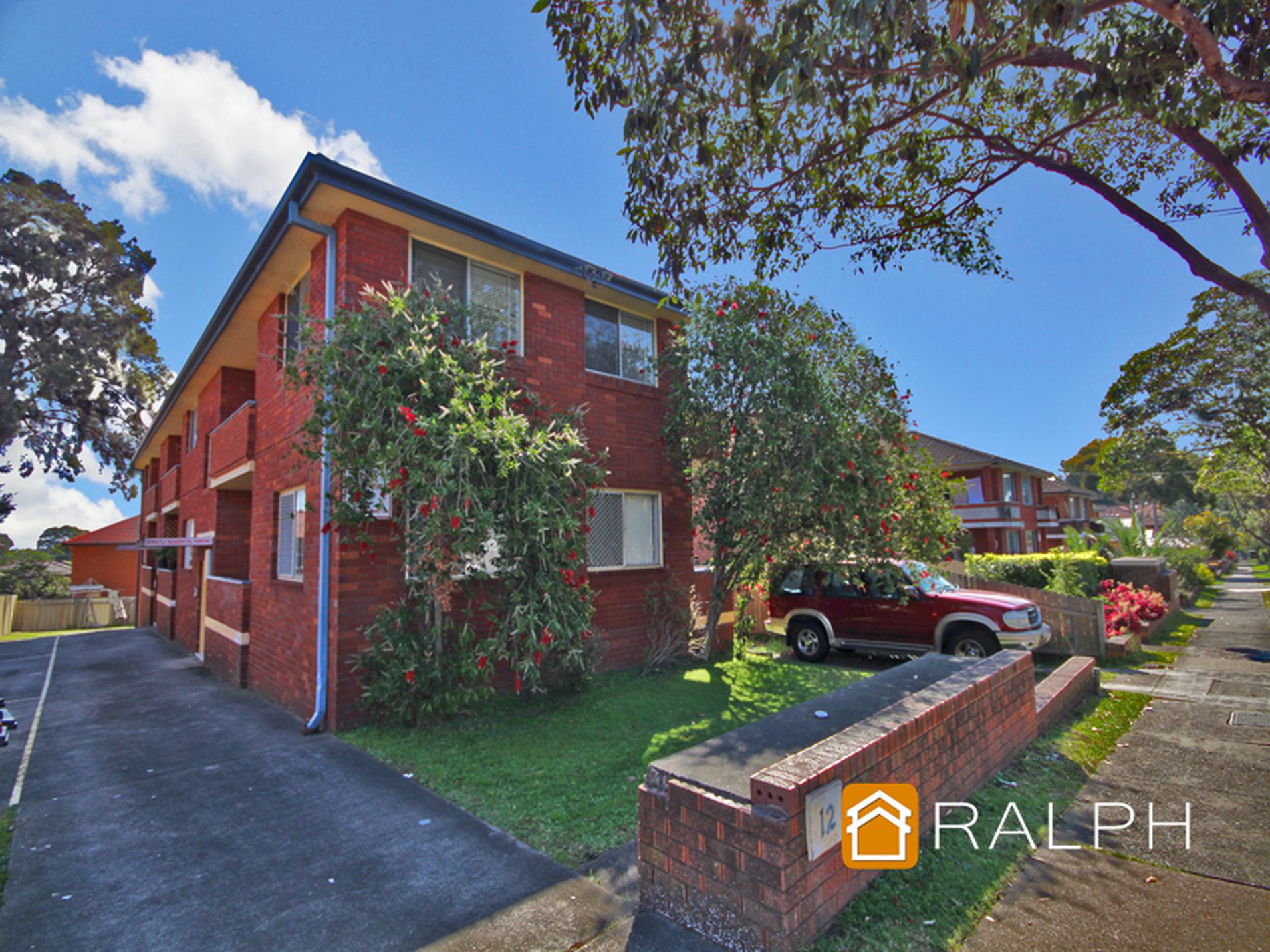 4 / 12 McCourt Street, Wiley Park