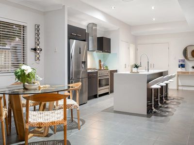 12 Pamphlet Lane, Coomera