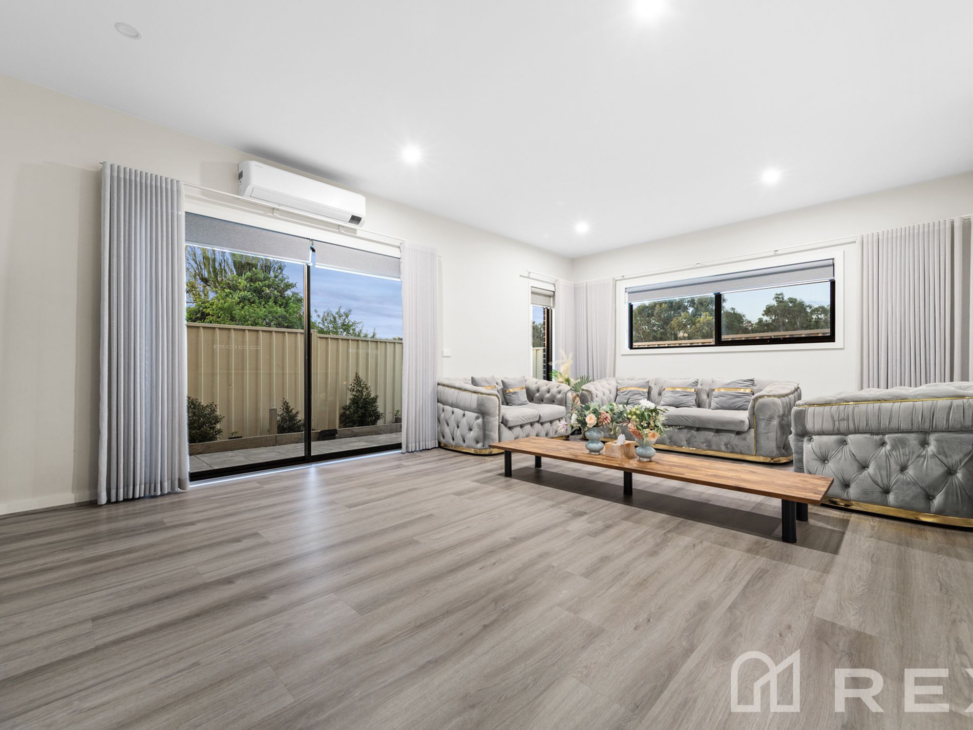 2 / 33 Arcadia Avenue, Hallam