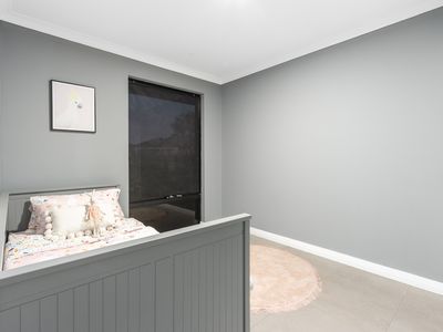64 Hillhouse Way, Piara Waters