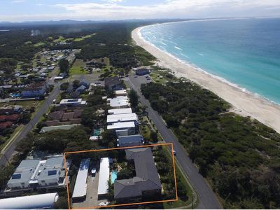 21 Beach Road, Hawks Nest