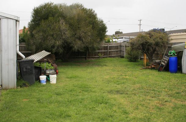 23 Amesbury Ave, Craigieburn