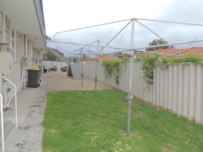 2 / 15 Morris Road, Innaloo