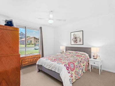 1 / 44 Hind Ave, Forster