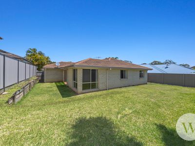  9 Elaine Place, Birkdale