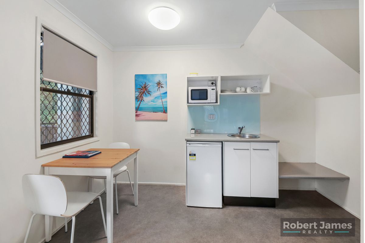 453 & 454 / 3 Hilton Tce, Tewantin