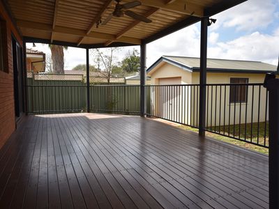 25 Lovett Avenue, Dubbo