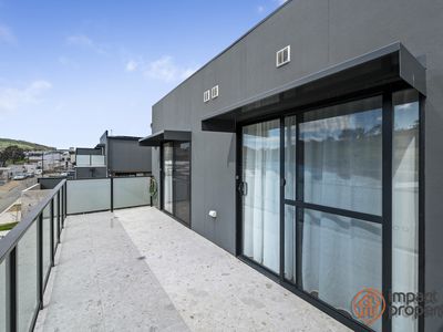 18 Redpath Terrace, Whitlam