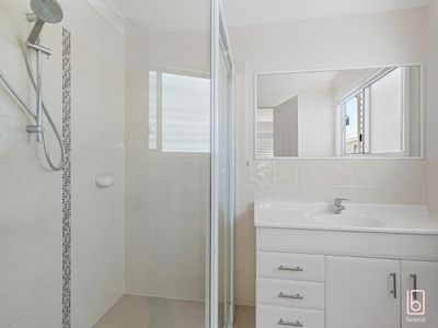 179 / 2 Saliena Avenue, Lake Munmorah