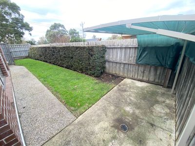 2 / 10 August Street, Werribee