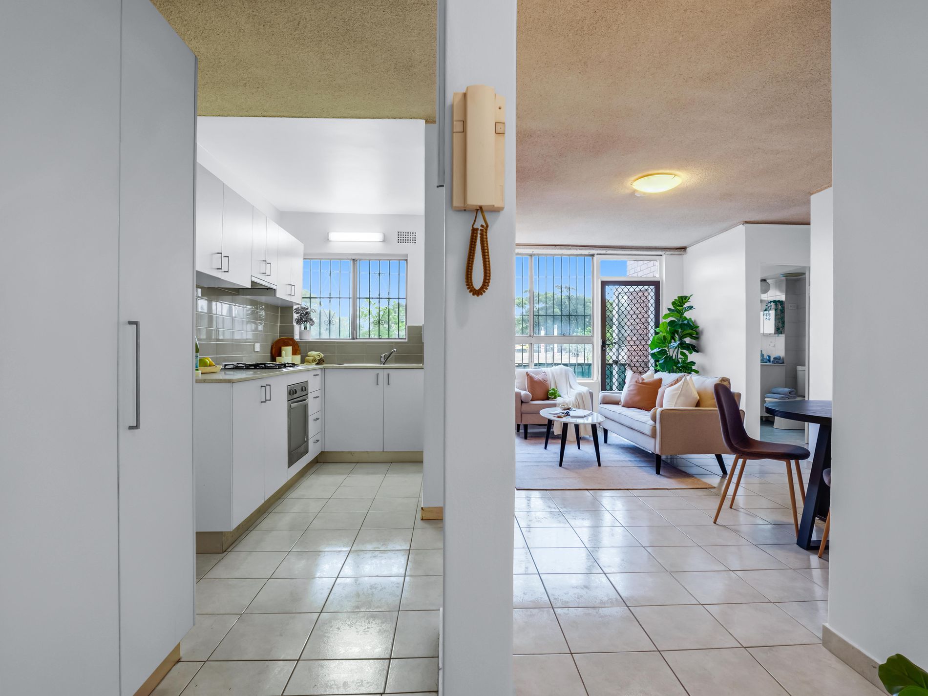 1 / 30 Barber Avenue, Eastlakes