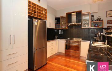 10 North Hidden Valley Circuit, Beaconsfield