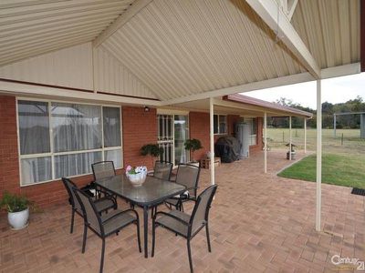 25R Debeaufort Drive, Dubbo