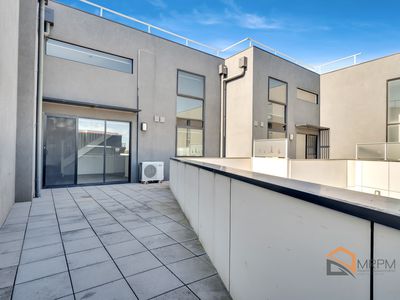 307 / 112 Pier Street, Altona