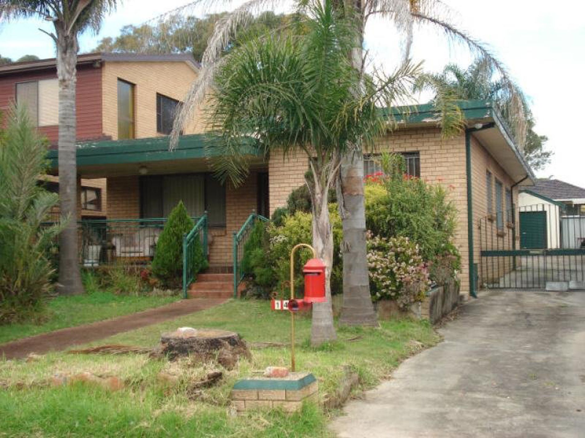 14 Banksia ROAD, Greenacre