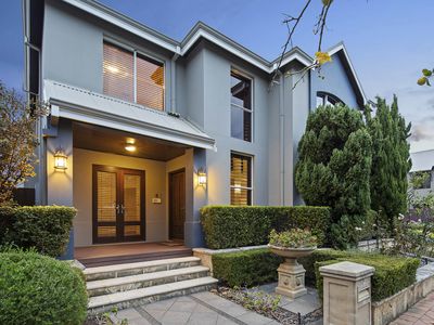 6 Old Jacaranda Way, Subiaco