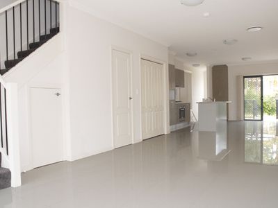 2 / 115 Carlingford Road, Epping