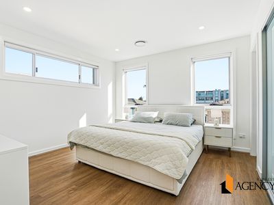 122 Yating Avenue, Tallawong