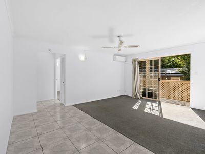 2 / 6 Shirley Street, Indooroopilly
