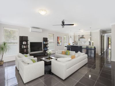 91 Lake Road, Balcolyn