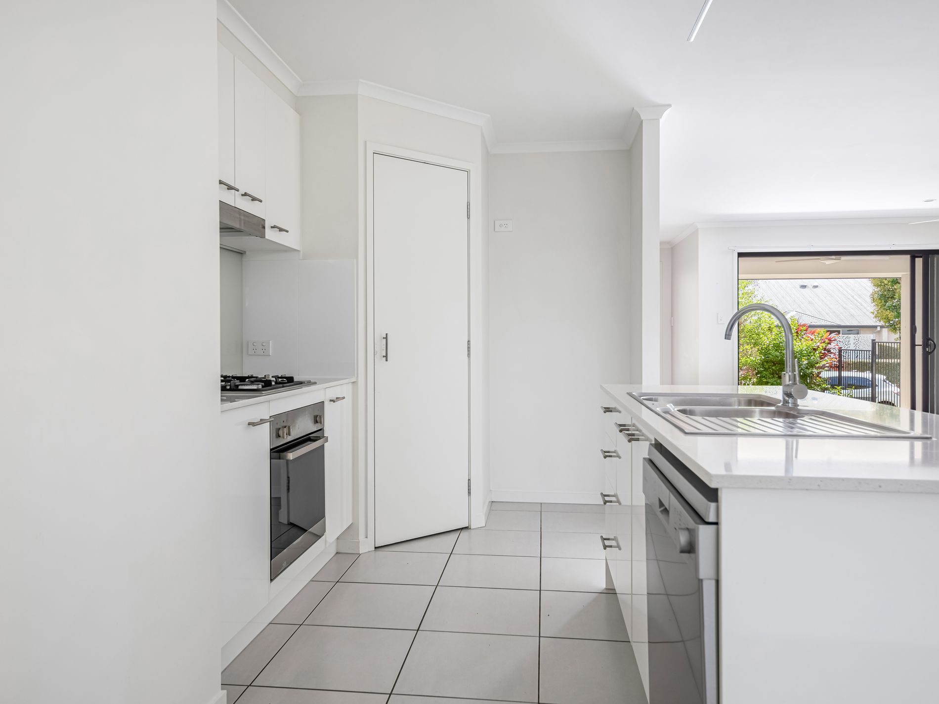 1 / 1 Crows Ash Place, Kuluin