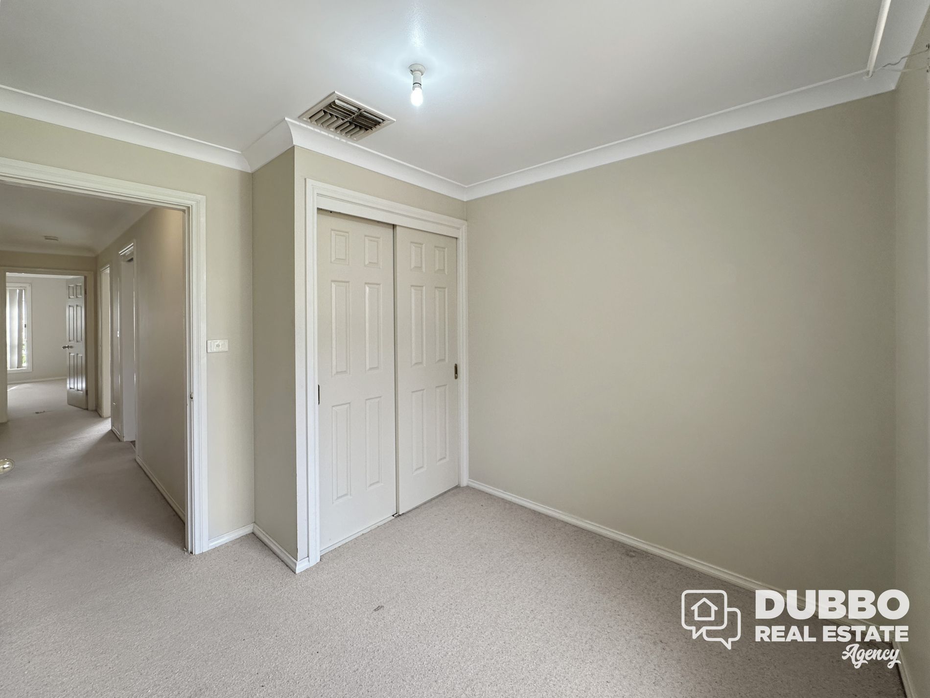 16 Kingfisher Street, Dubbo