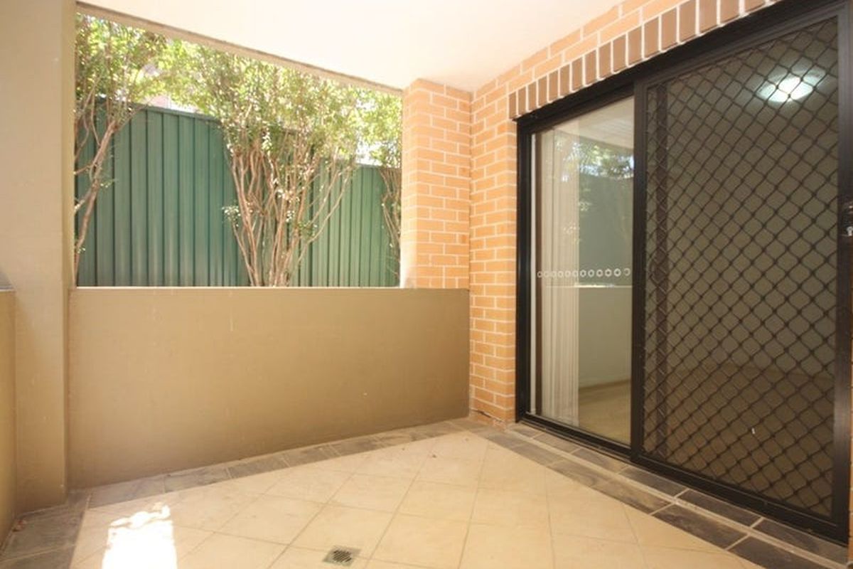7 / 1-3 Tavistock Road, Homebush West