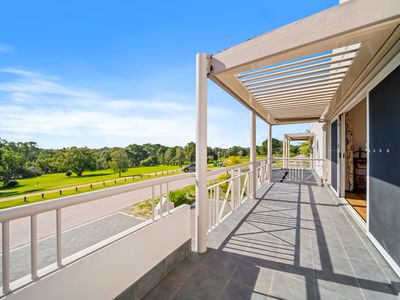 1 Berndt Grove, Winthrop