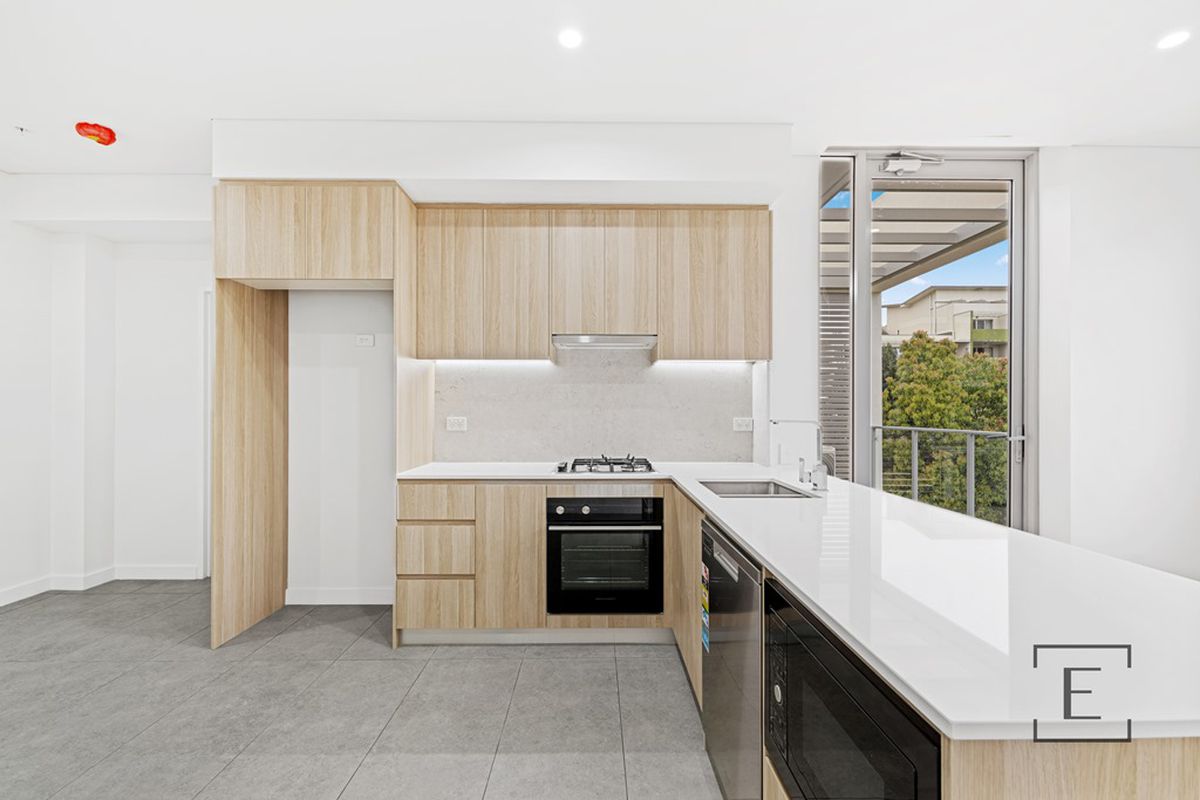 204 / 28 COURALLIE AVENUE, Homebush West