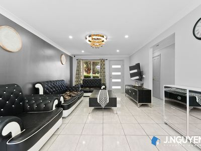 2 / 620-622 The Horsley Drive, Smithfield