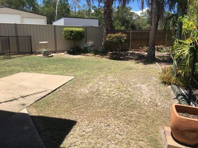 4 / 19 Pepperina Court, Woodgate