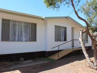 11 Tualka Terrace, Moulamein