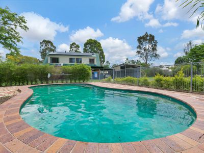 33-35 Roland Court, Peak Crossing