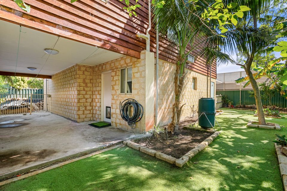 6B HYMUS STREET, Rockingham