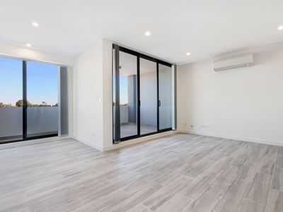 205 / 24 Ellis Parade, Yennora