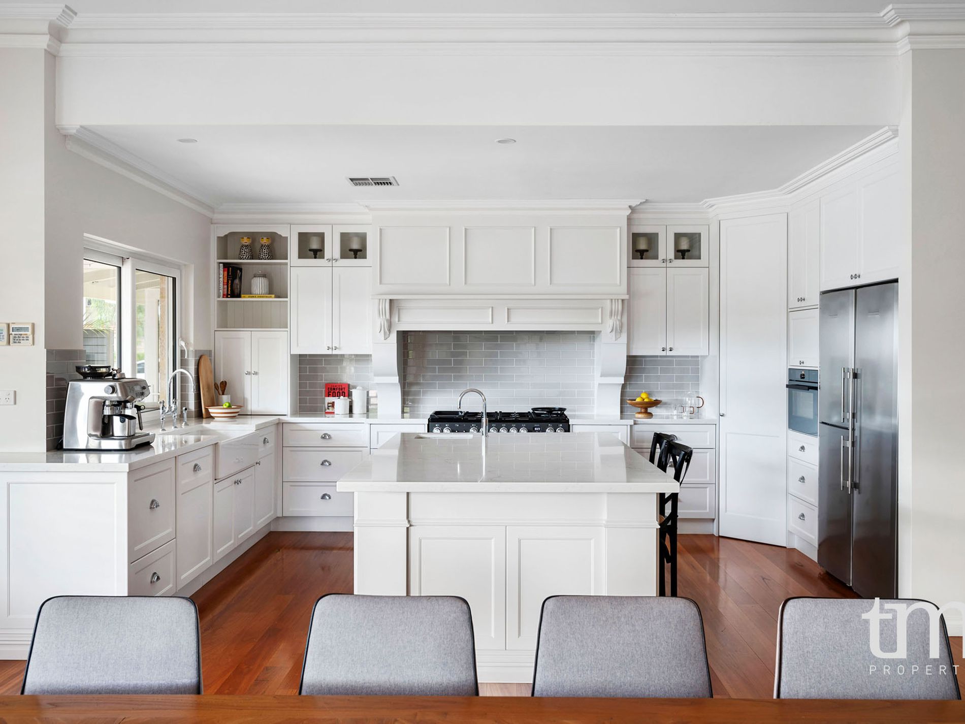 1 Grove End Ridge, Mount Claremont