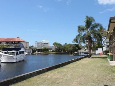 2 / 41 Madang Crescent, Runaway Bay
