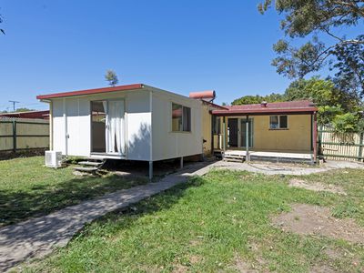 21 Laurel Street, Woodridge