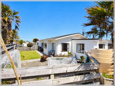 35 Edinburgh Terrace, Foxton Beach